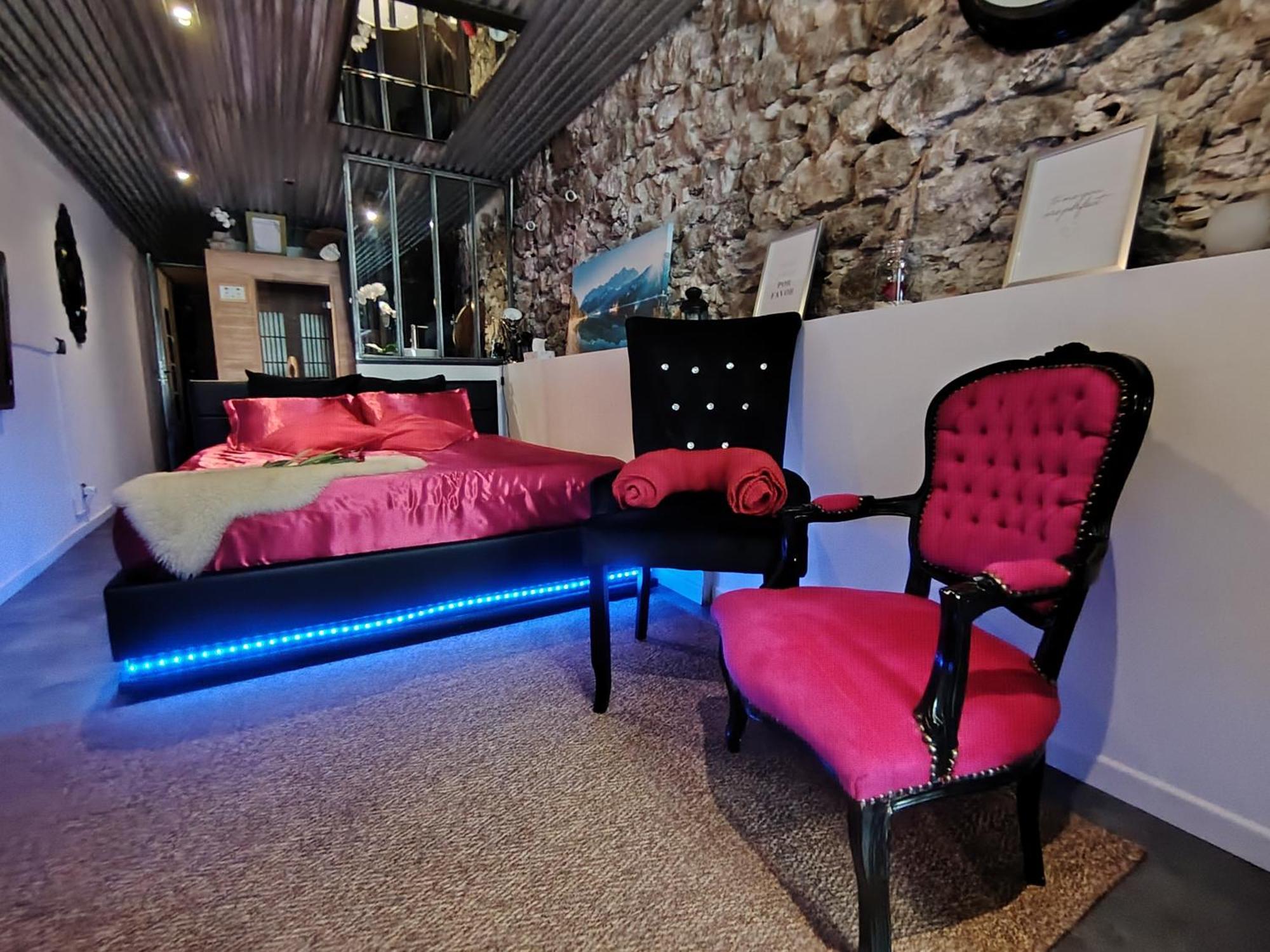 Sweet Loft Grenoble-Love Room Avec Jacuzzi & Sauna Экстерьер фото